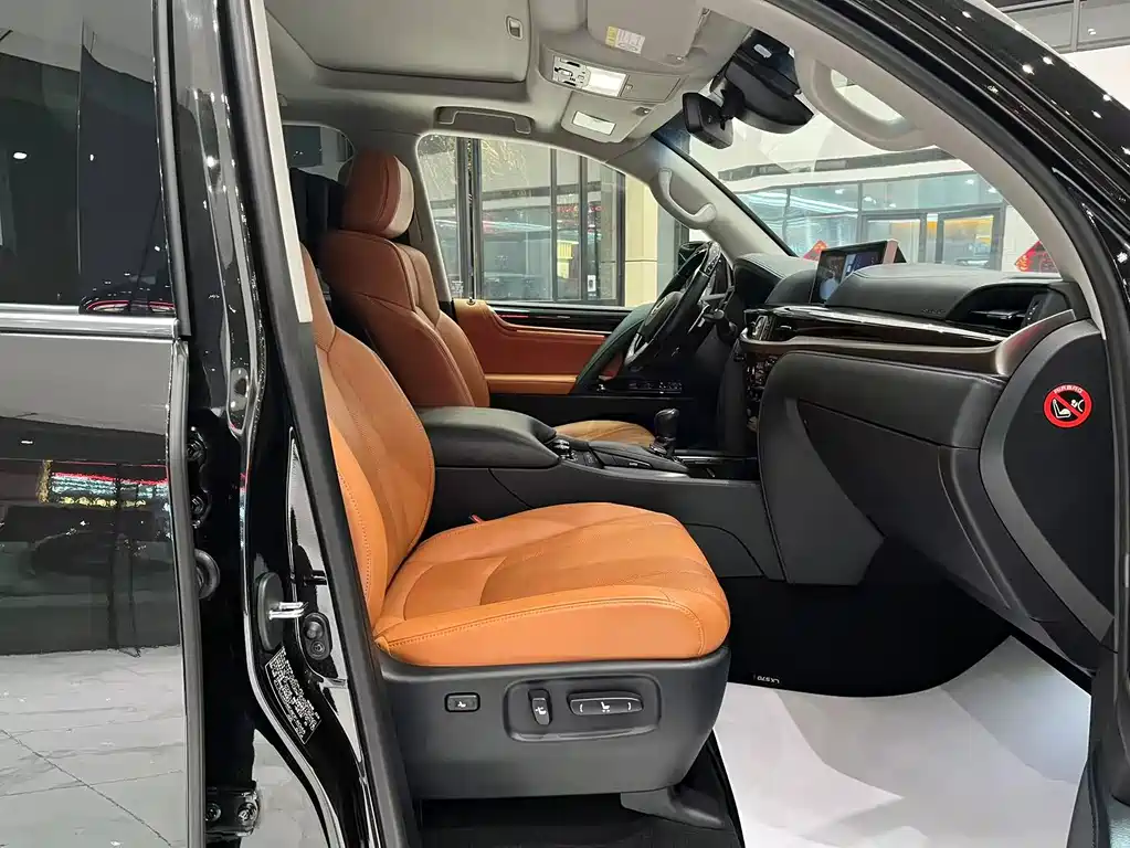 Lexus LX — фотографии объявления, Фото 11