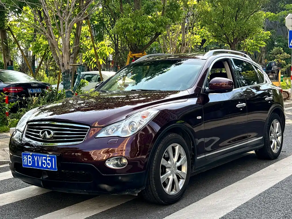 Infiniti QX50 (Import) 2014