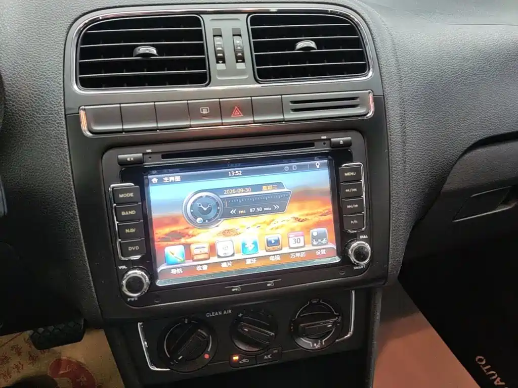 Volkswagen Polo — миниатюра 13
