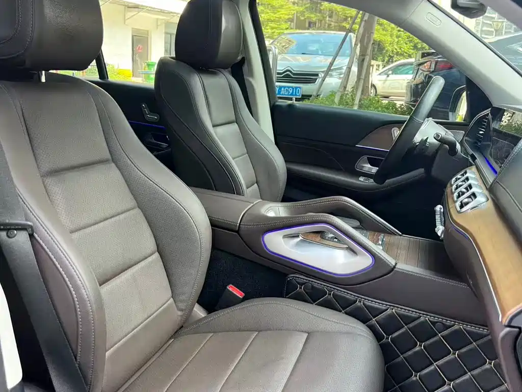 Mercedes-Benz GLE New Energy — миниатюра 8