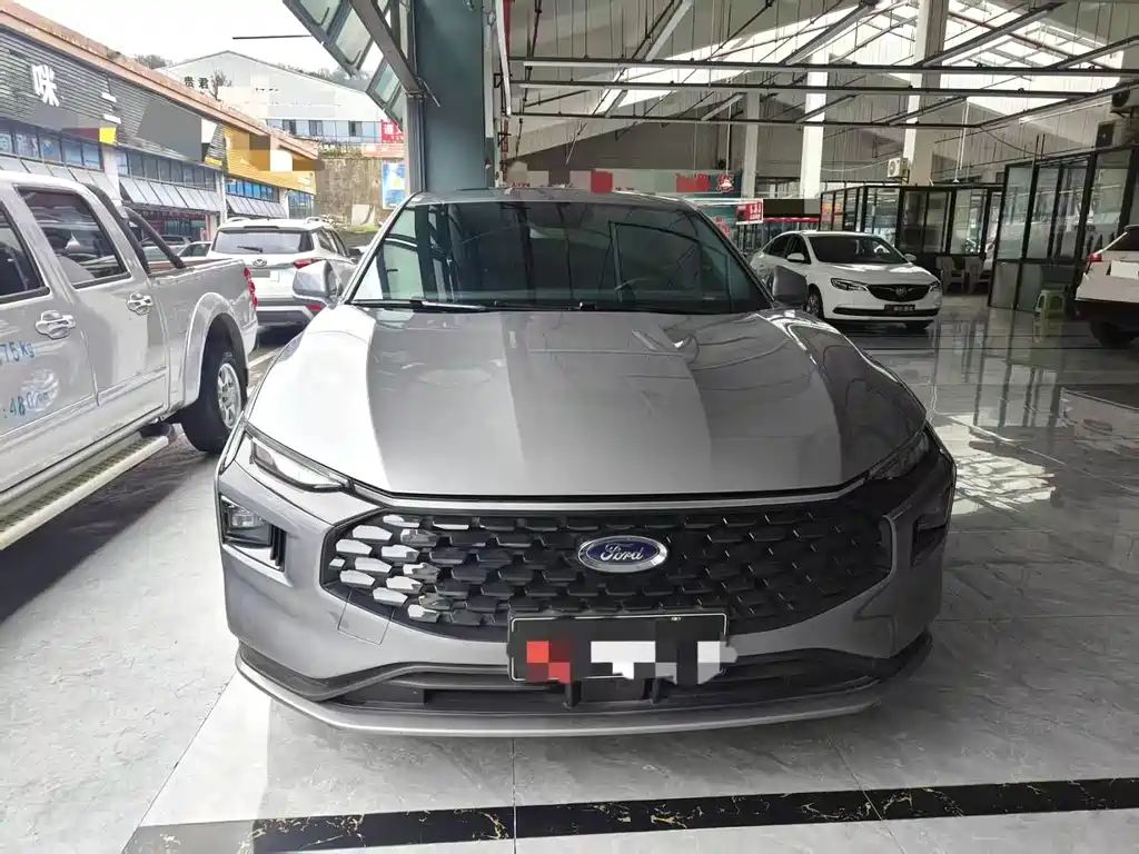 Ford Mondeo 2025