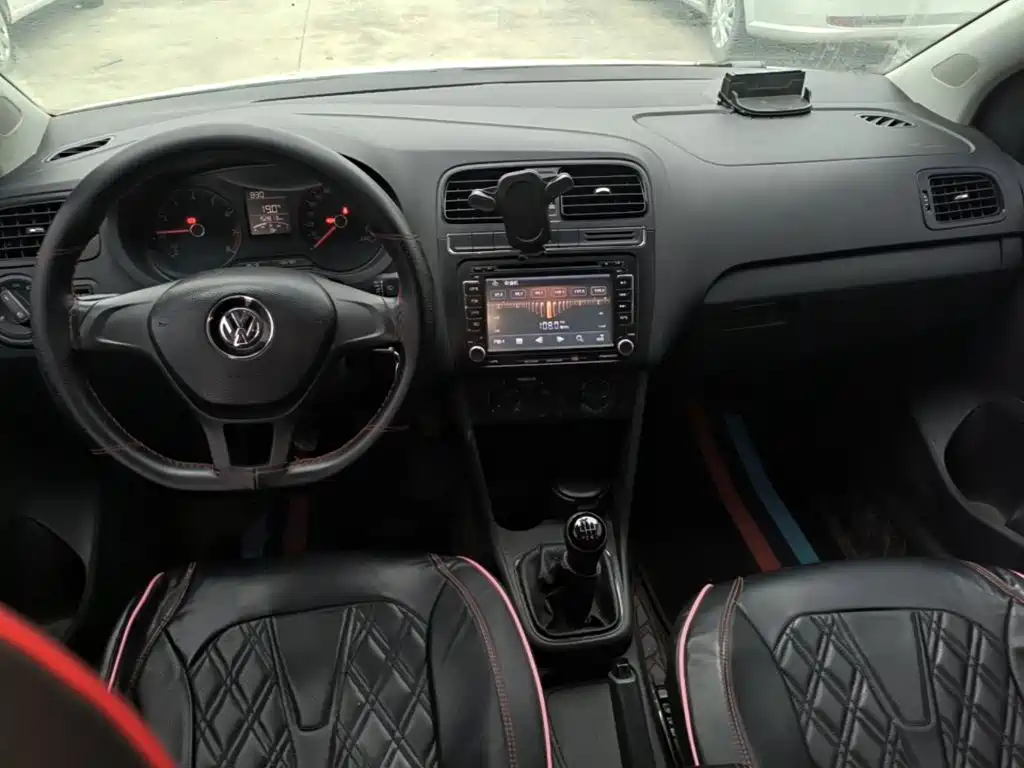 Volkswagen Polo — миниатюра 10