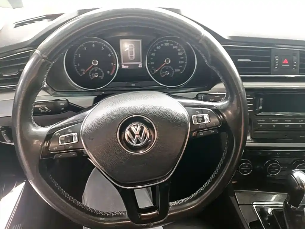 Volkswagen Lamando — миниатюра 11