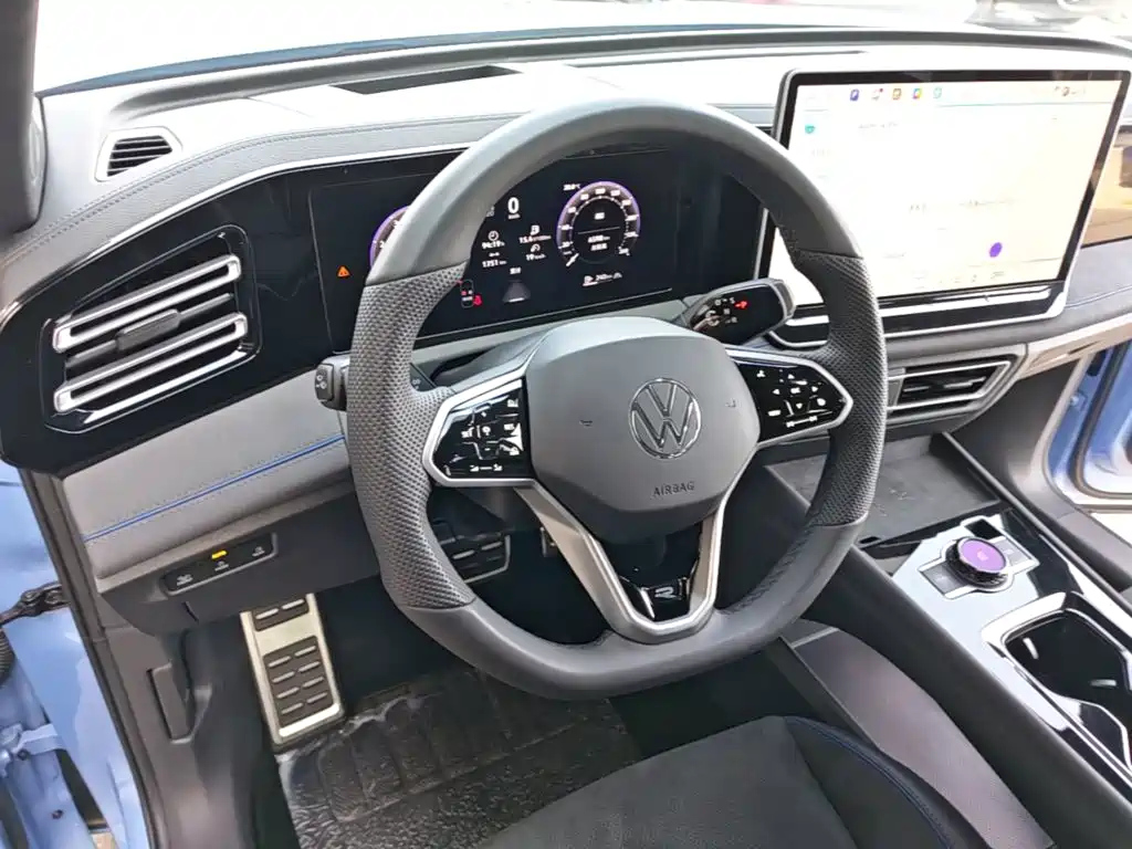 Volkswagen Tiguan L — миниатюра 11