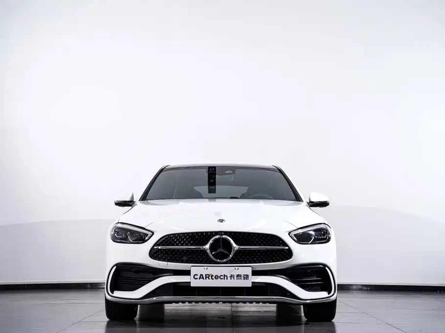 Mercedes-Benz C-Class — миниатюра 4