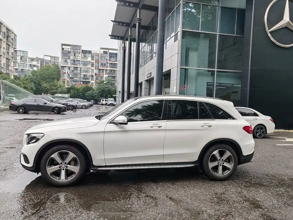 Mercedes-Benz GLC — миниатюра 6