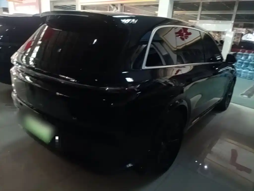 Li Auto Li L8 — миниатюра 7