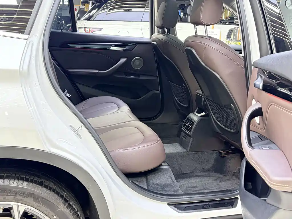 BMW X1 — миниатюра 16