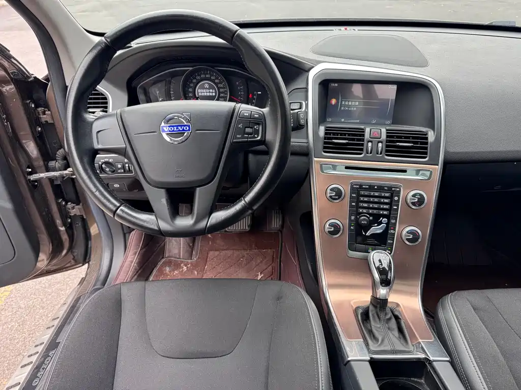 Volvo XC60 — миниатюра 9
