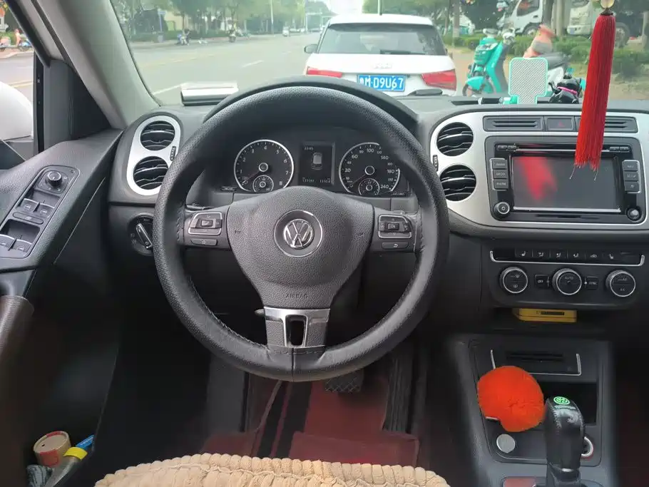 Volkswagen Tiguan — миниатюра 15
