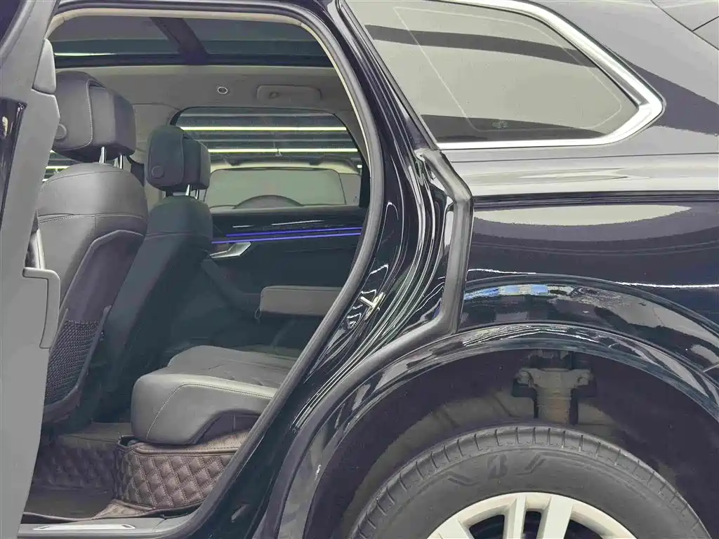 Volkswagen Touareg — миниатюра 9