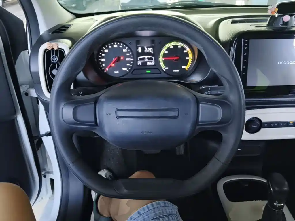 Roewe Clever — миниатюра 11