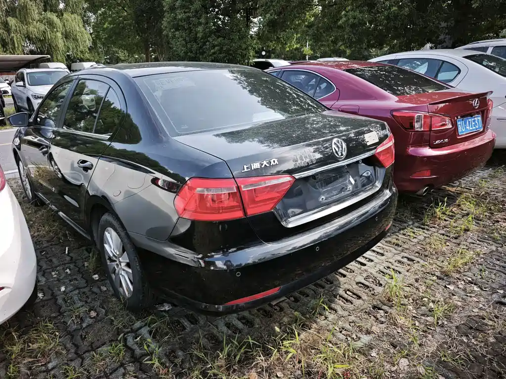 Volkswagen Lavida — миниатюра 5