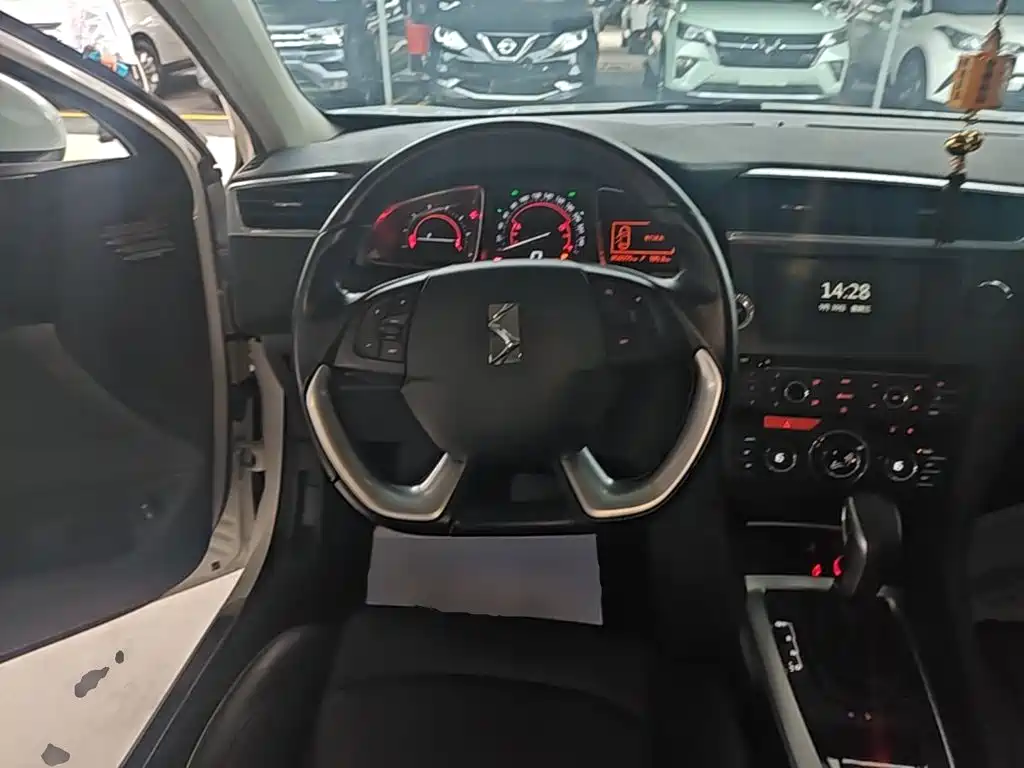 DS DS 6 — миниатюра 11