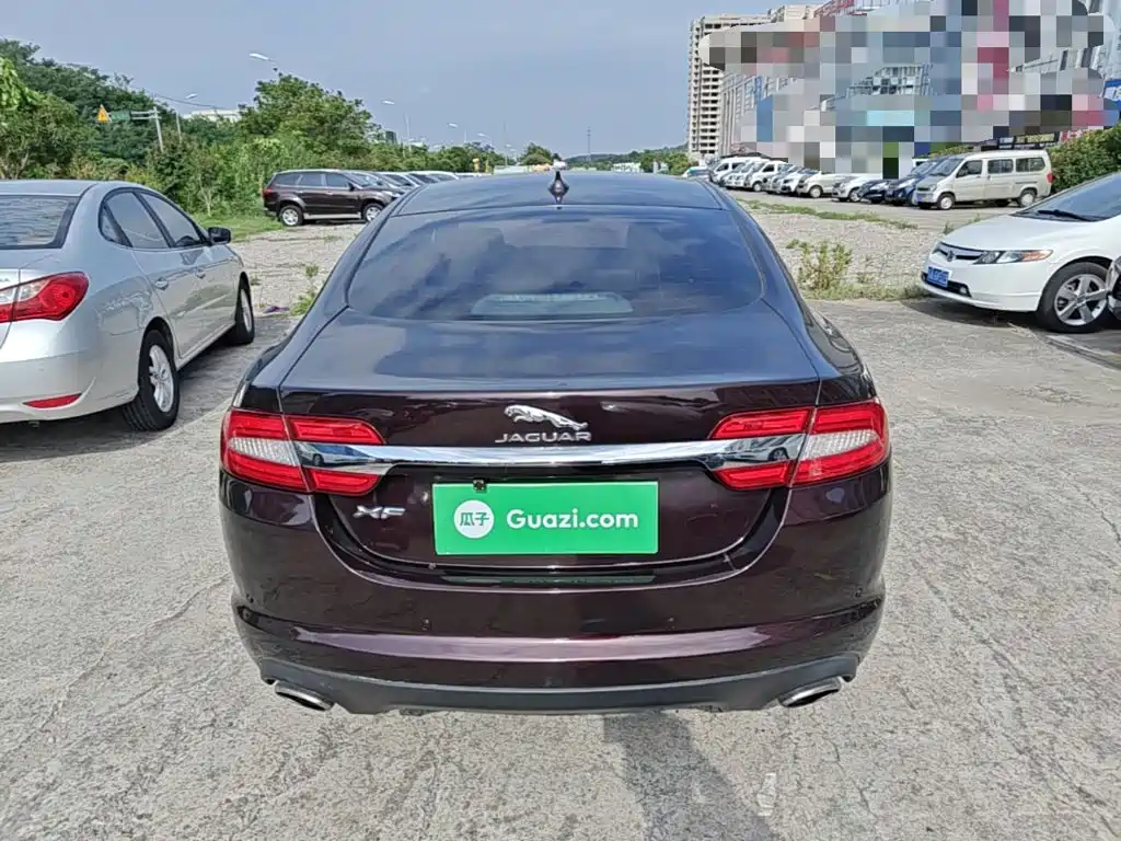 Jaguar XF — миниатюра 6