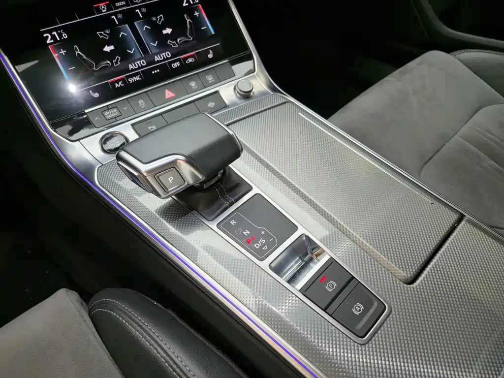 Audi A6L — миниатюра 14
