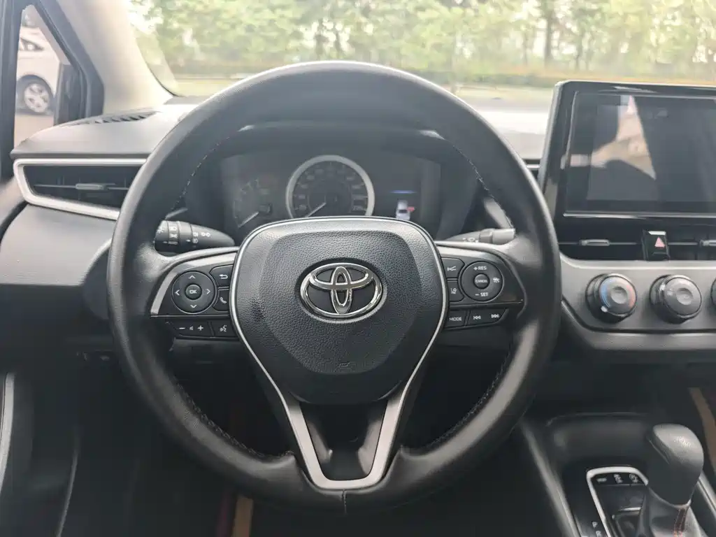 Toyota Corolla — миниатюра 8