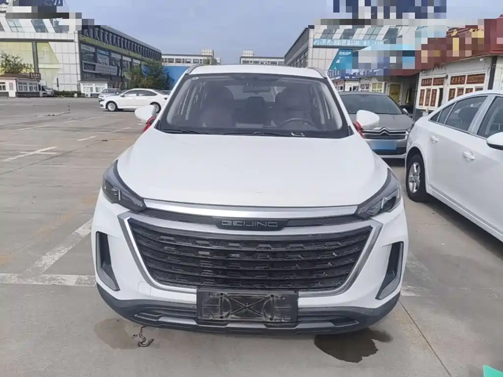 BAIC X3 — миниатюра 3