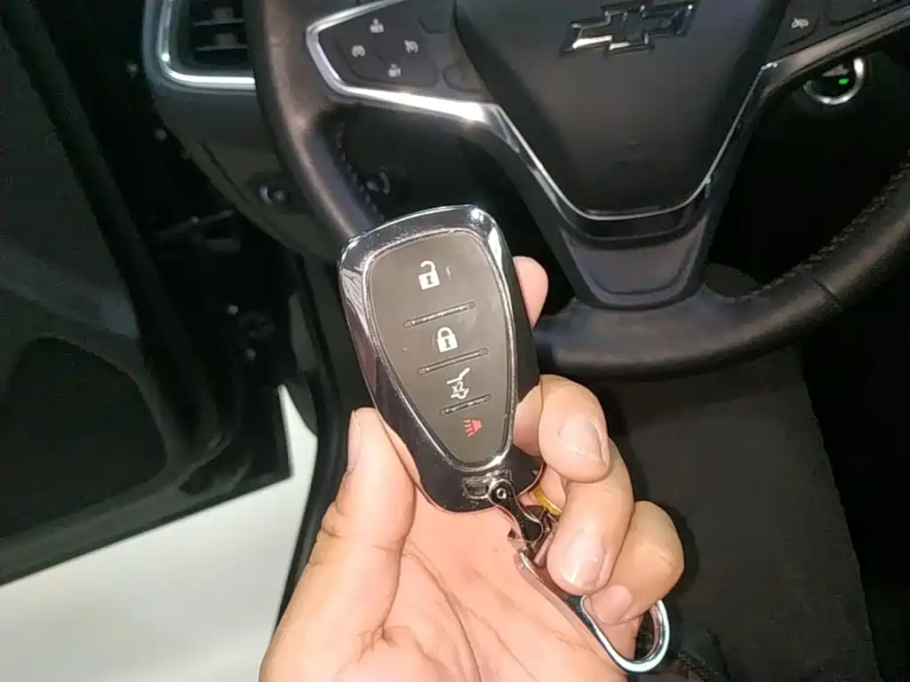 Chevrolet Equinox — миниатюра 9