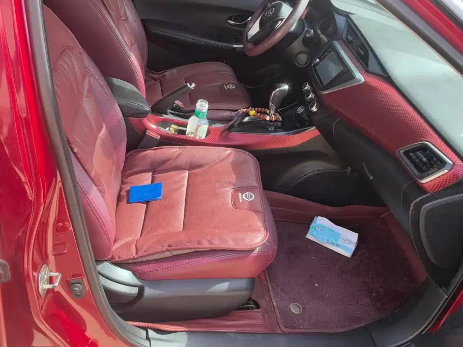 Nissan Bluebird — миниатюра 8