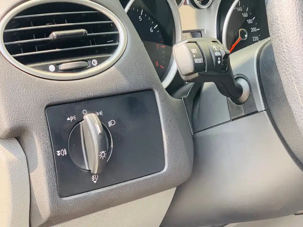 Ford Focus — миниатюра 16