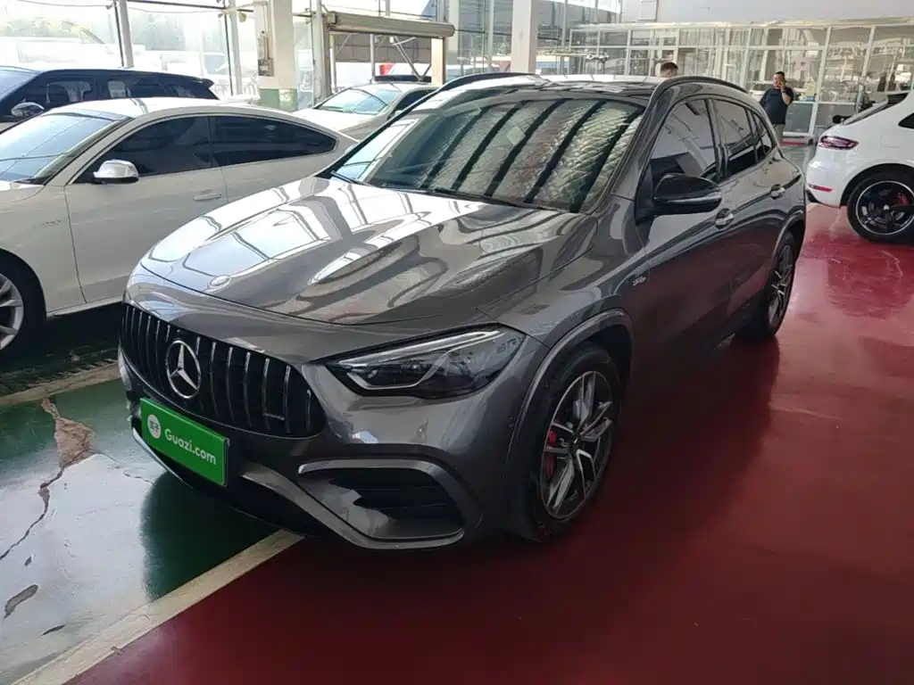 Mercedes-Benz GLA AMG