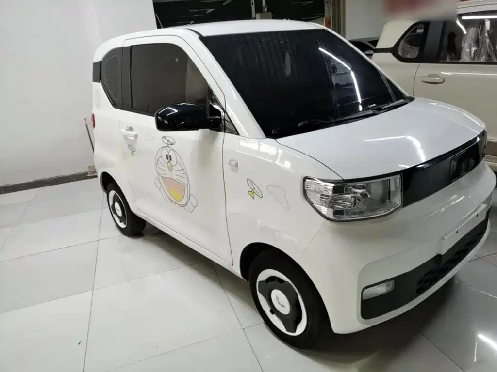 Wuling MINIEV — миниатюра 4