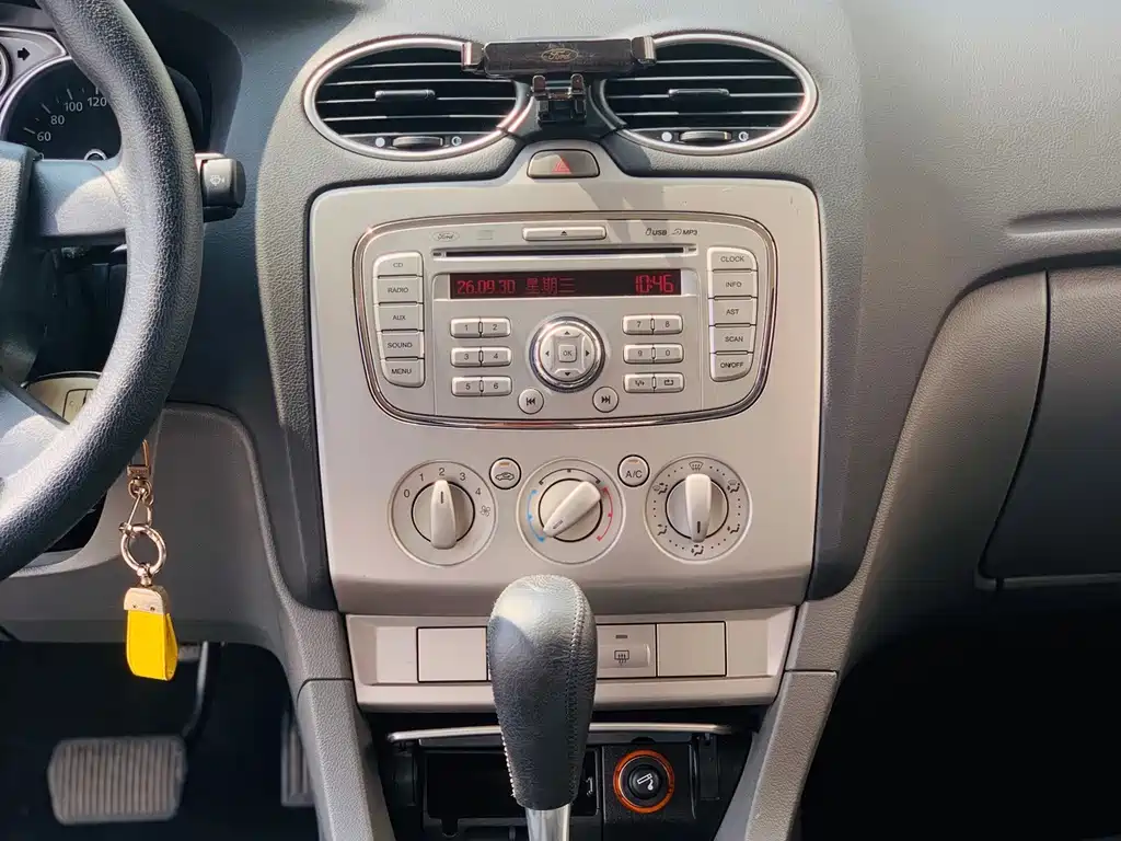 Ford Focus — миниатюра 20