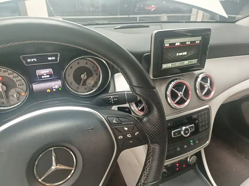 Mercedes-Benz GLA — миниатюра 14