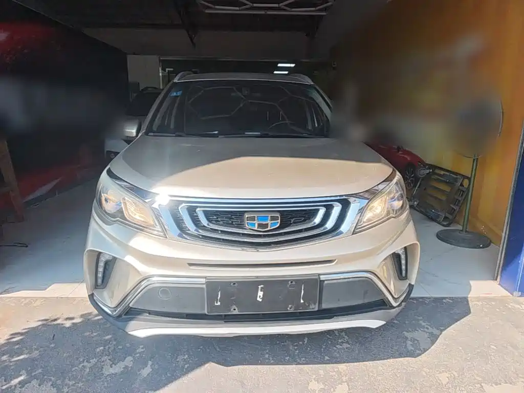 Geely Vision X3 — миниатюра 3