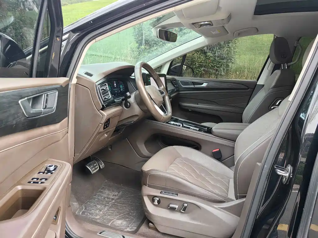 Volkswagen Viloran — миниатюра 9
