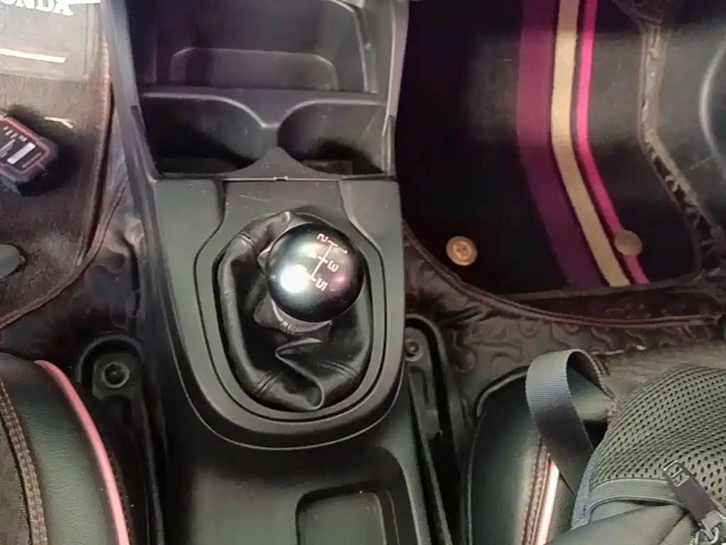 Honda Fit — миниатюра 14