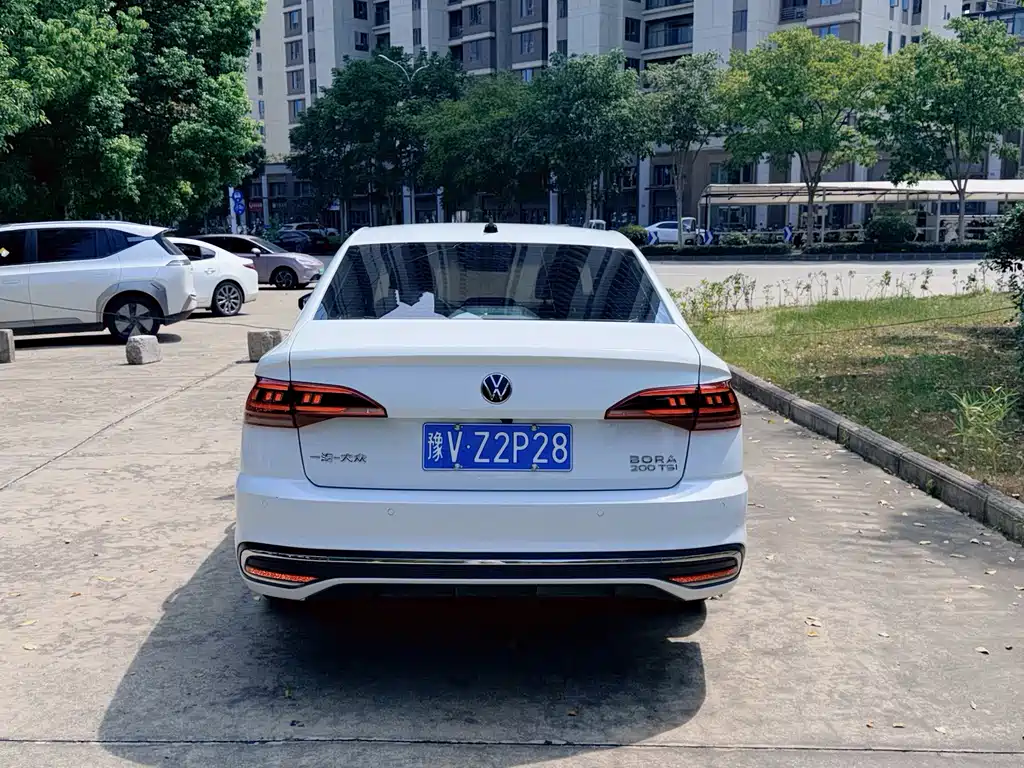 Volkswagen Bora — миниатюра 5