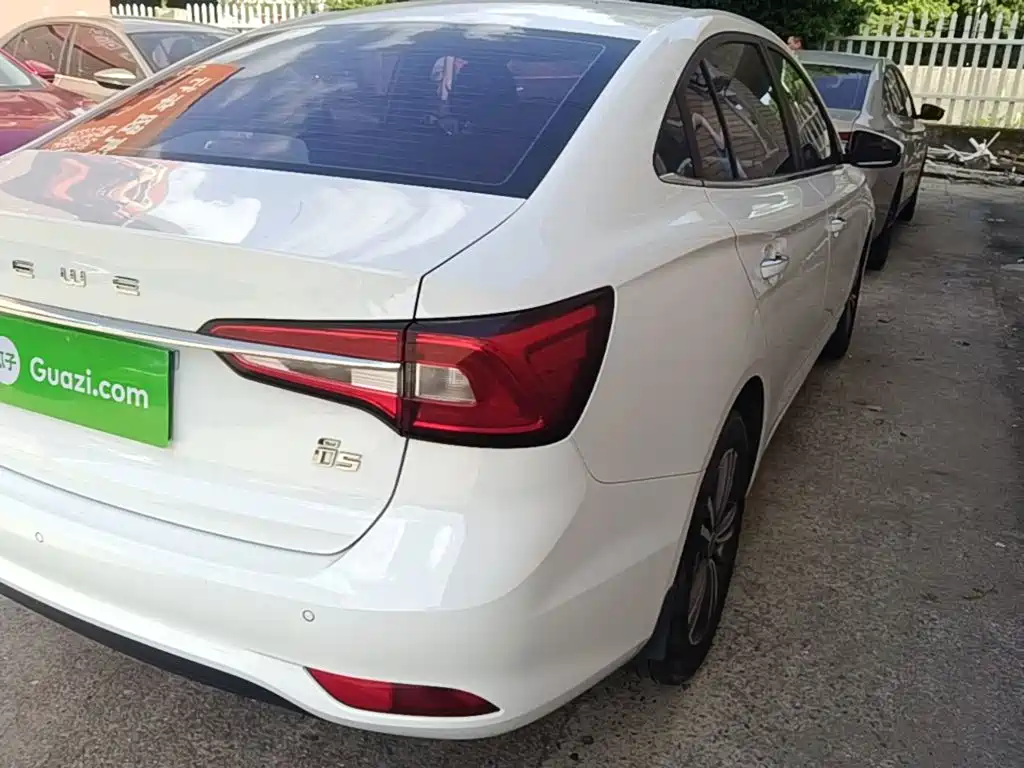 Roewe i5 — миниатюра 8