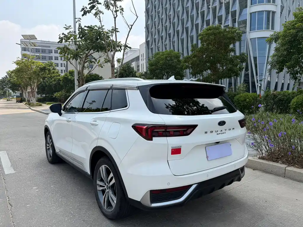 Ford Equator Sport — миниатюра 9