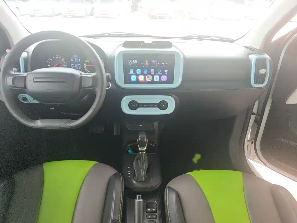 Roewe Clever — миниатюра 10