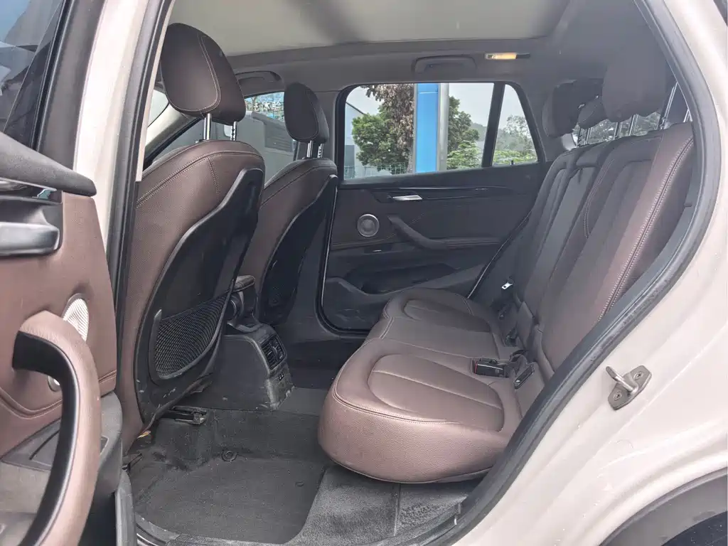 BMW X1 — миниатюра 12