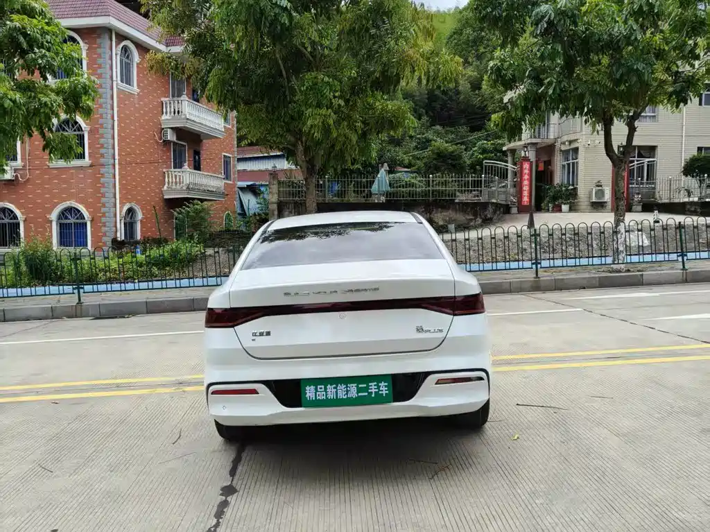 BYD Qin PLUS - фото 11