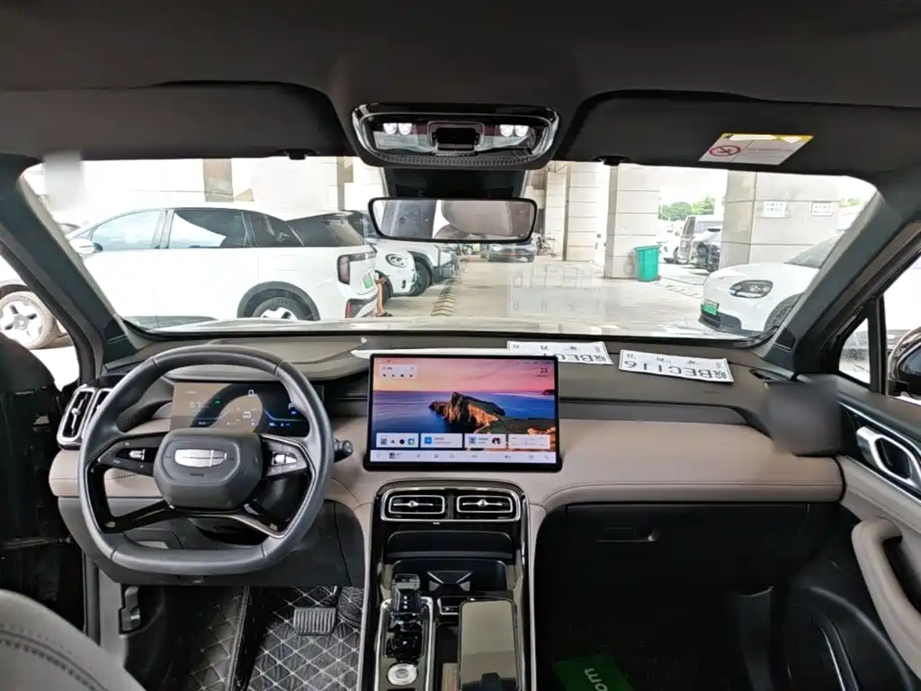 Geely Boyue L — миниатюра 10