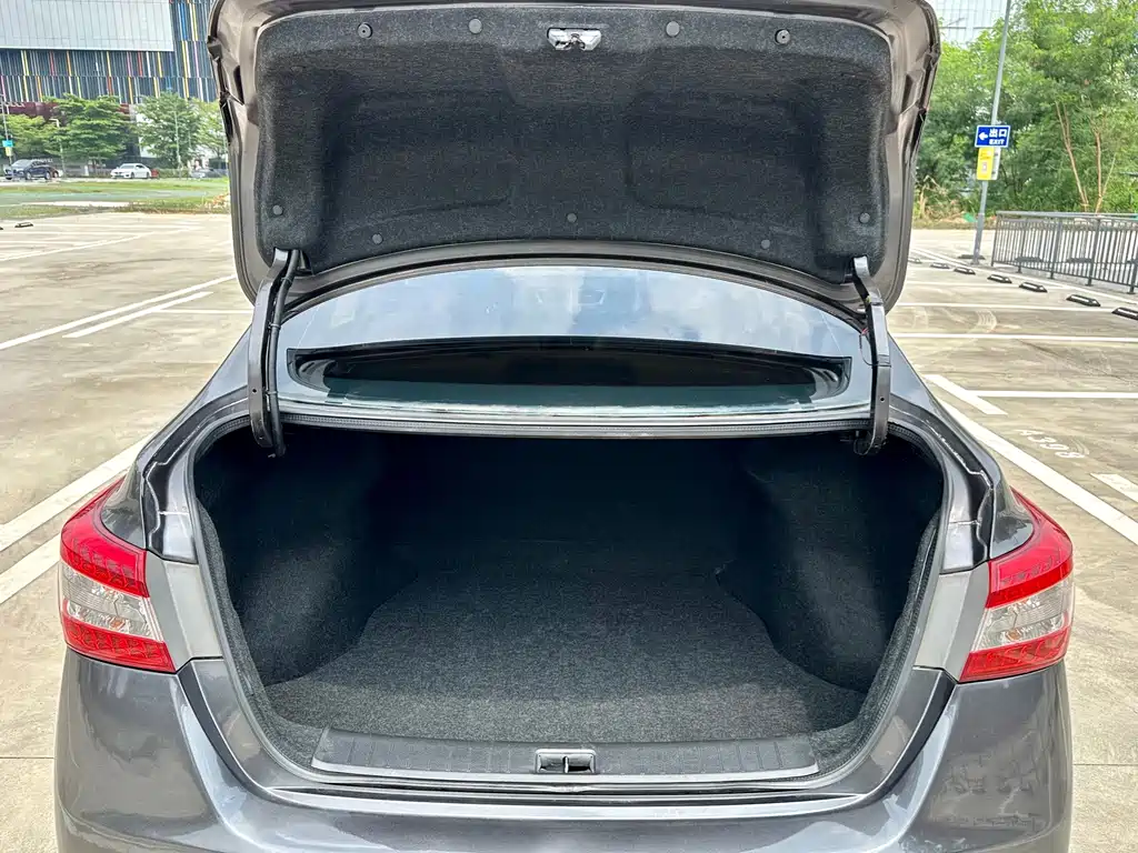 Nissan Sylphy — миниатюра 16