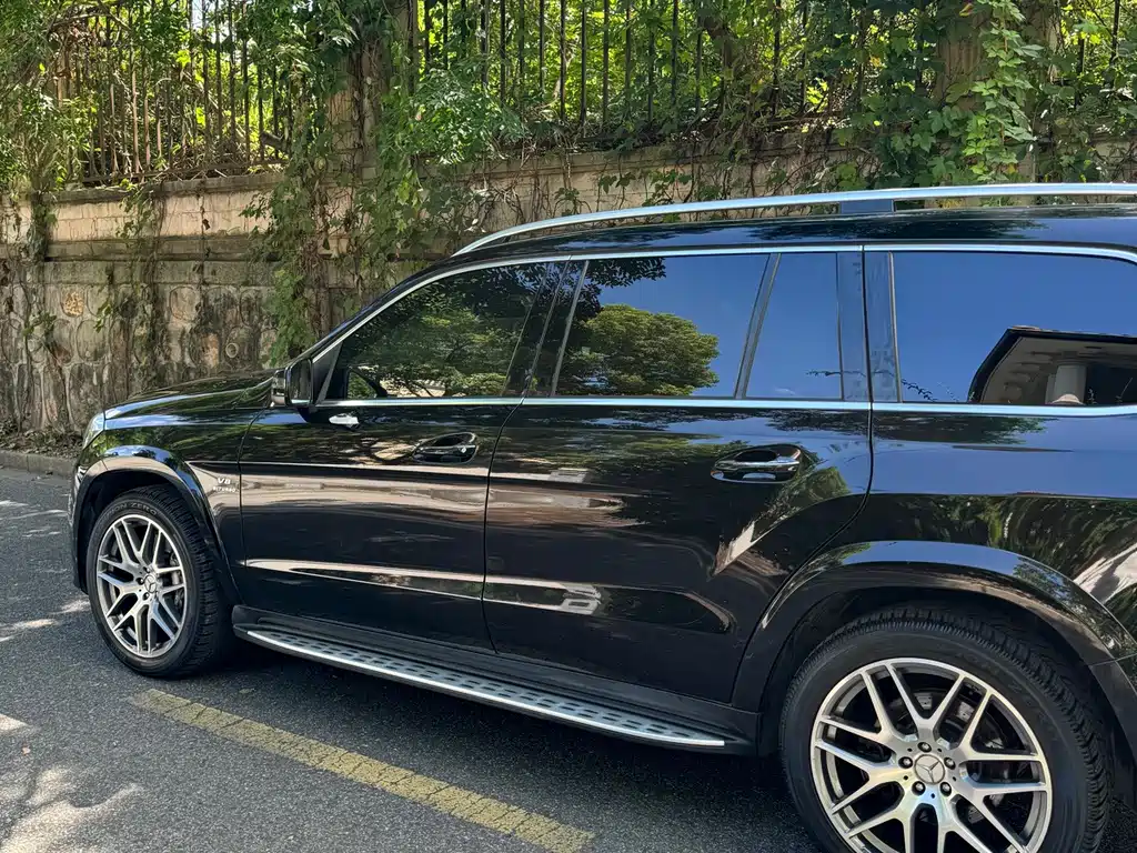 Mercedes-Benz GLS AMG — миниатюра 17