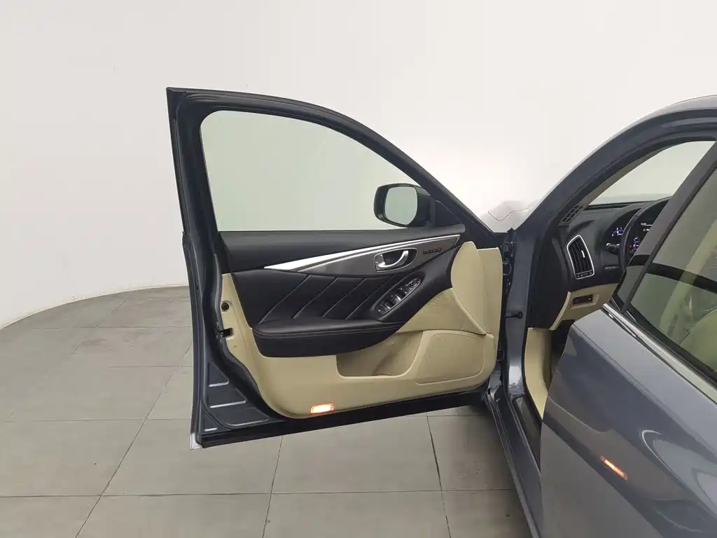 Infiniti Q50 — миниатюра 8