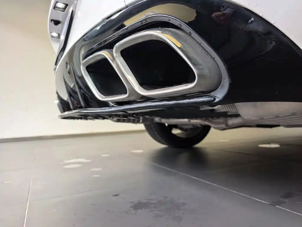 Mercedes-Benz C-Class (Import) — миниатюра 7