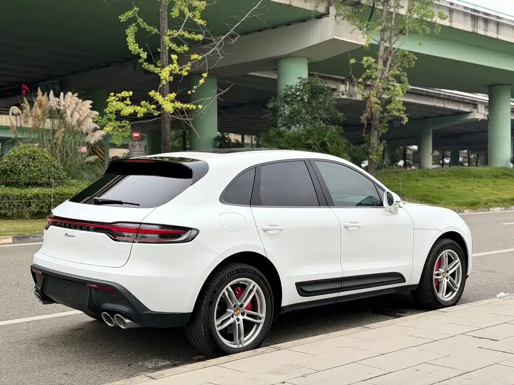 Porsche Macan — миниатюра 6
