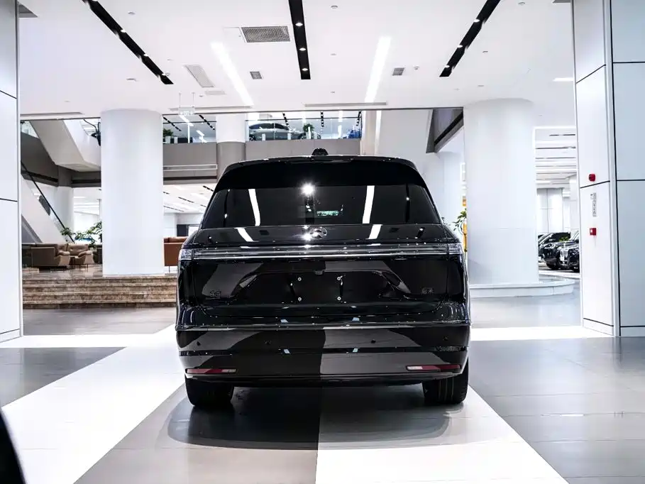 NIO ES8 — фотографии объявления, Фото 8