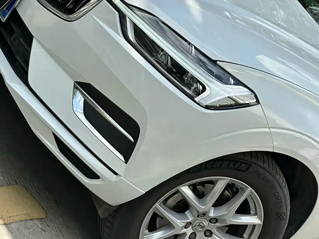 Volvo XC60 — миниатюра 3