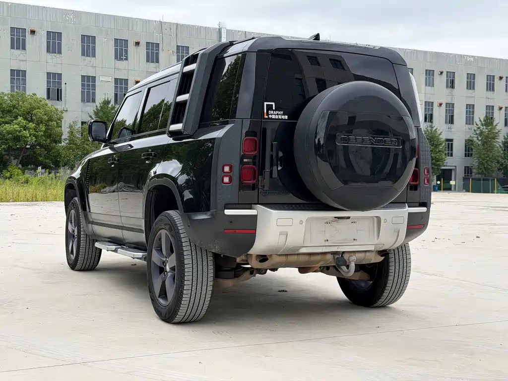 Land Rover Defender — миниатюра 16