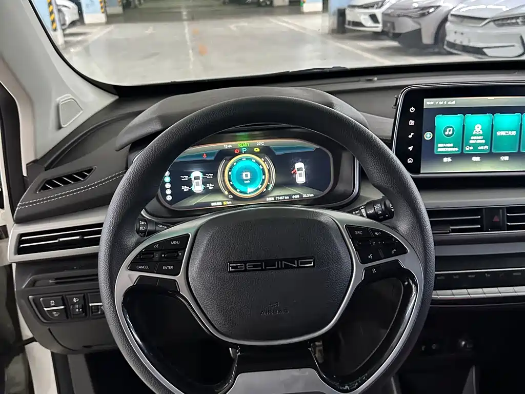 BAIC EX3 — миниатюра 11