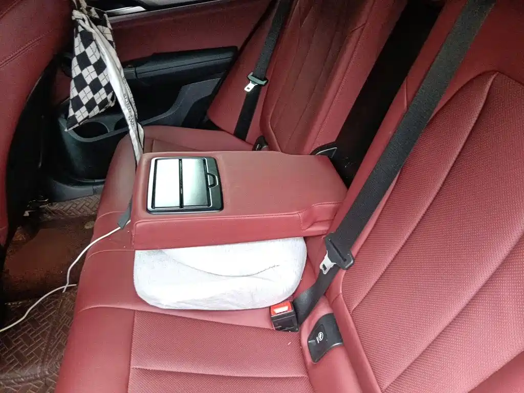 BMW X4 — миниатюра 13