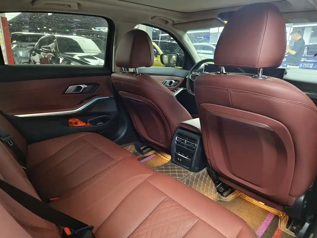 BMW 3 Series — миниатюра 12
